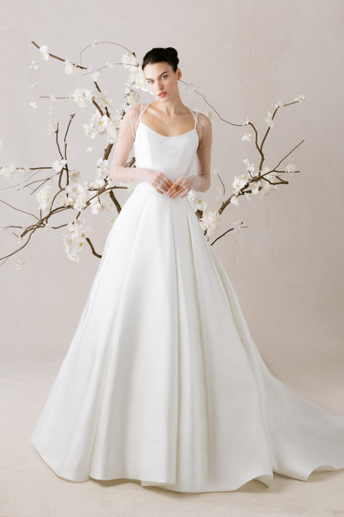 Brautkleid 1010005 von Morilee kaufen bei Weddingworld 1