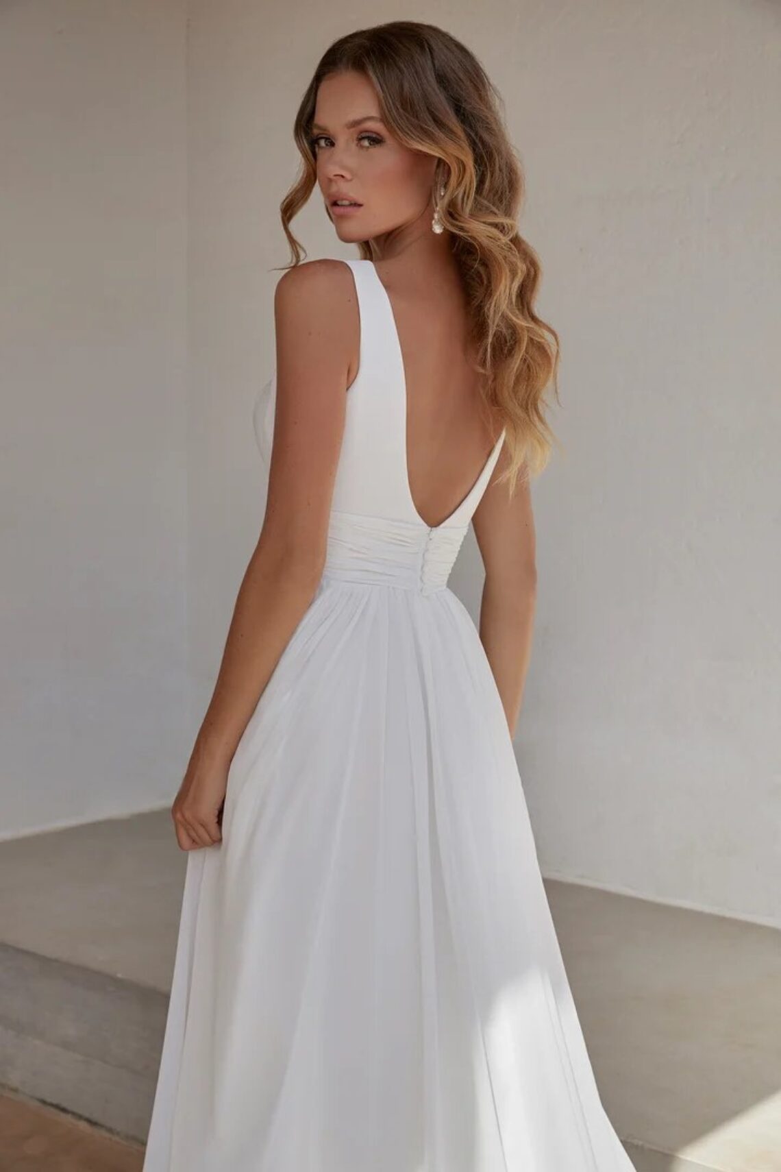 Brautkleid 11351 Aggie von Adore kaufen bei Weddingworld 1