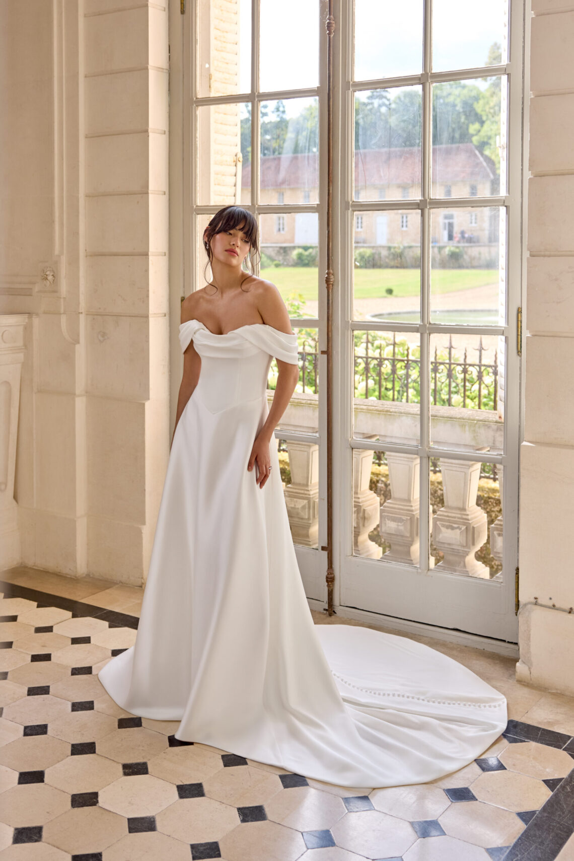 Brautkleid 11428 von Adore kaufen bei Weddingworld 5