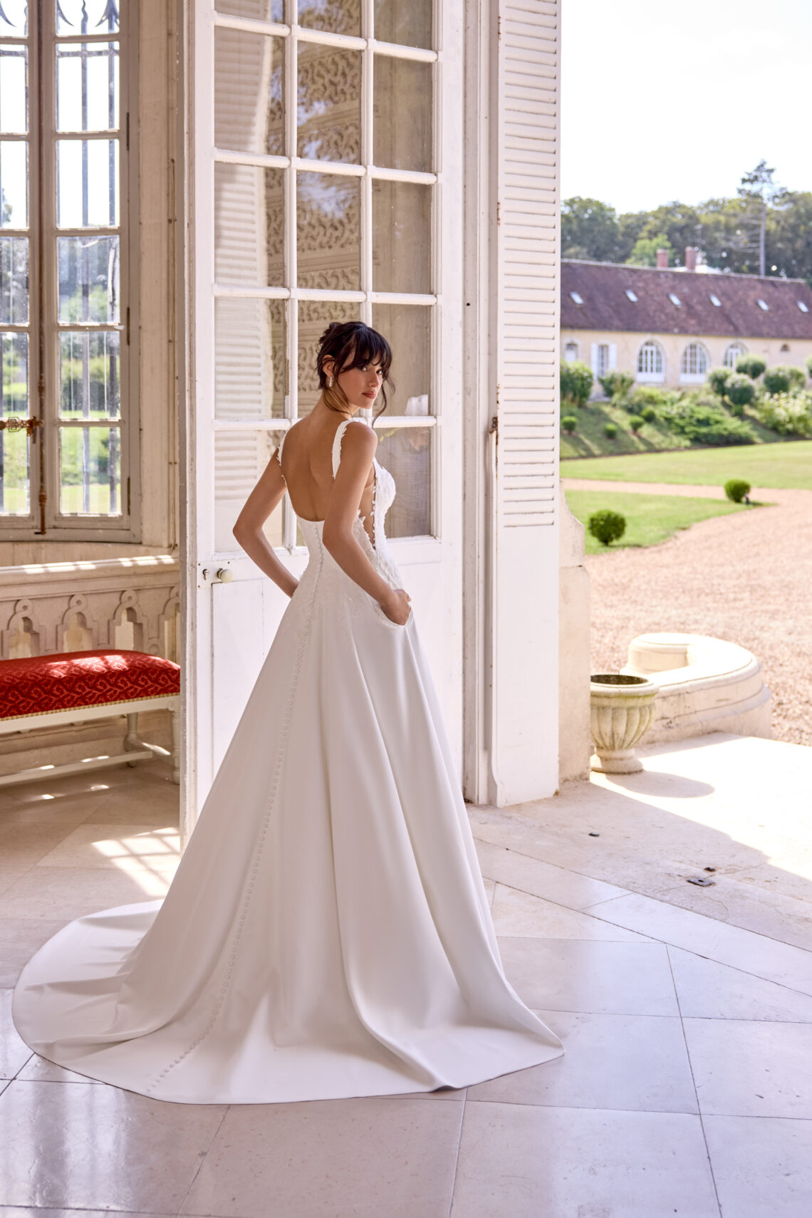 Brautkleid 11435 Madeline von Adore kaufen bei Weddingworld 2