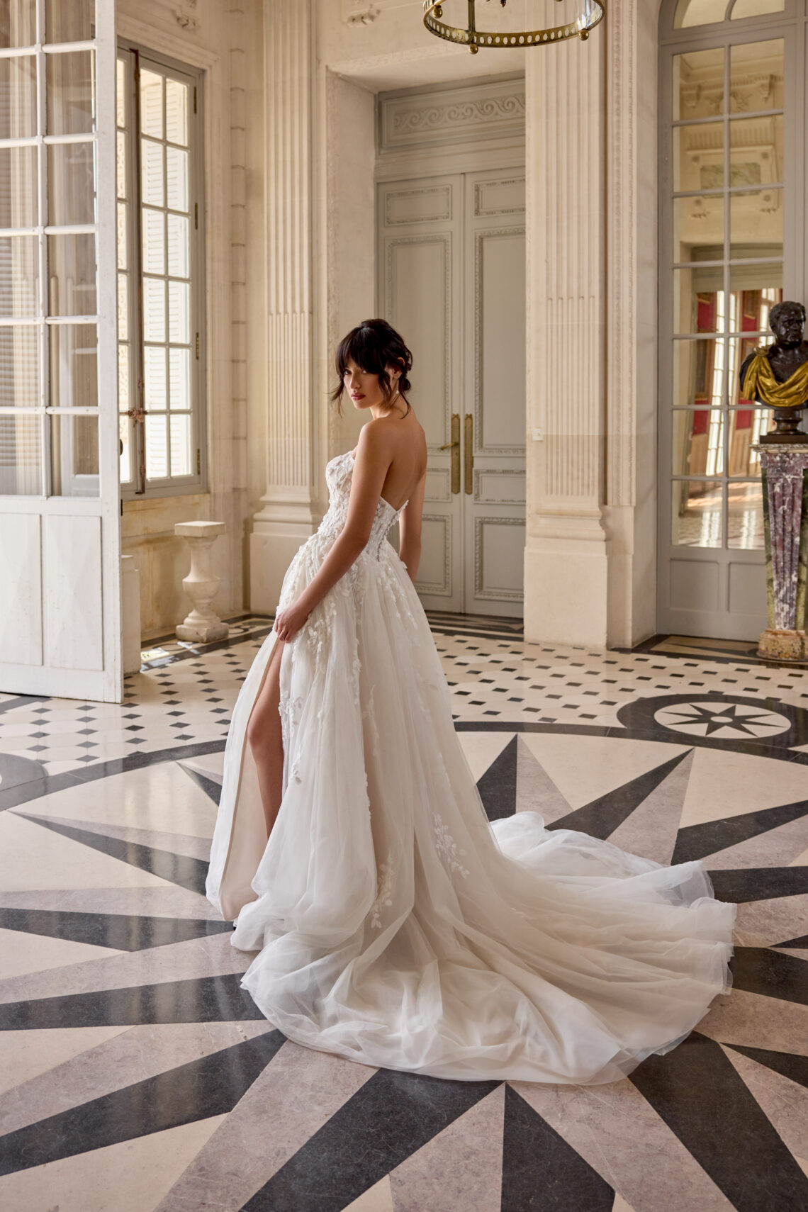 Brautkleid 11446 Brielle von Adore kaufen bei Weddingworld 2