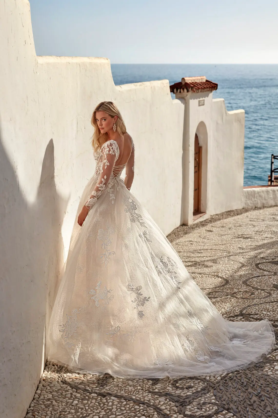 Brautkleid 15006 von Amelie kaufen im Weddingworld 2