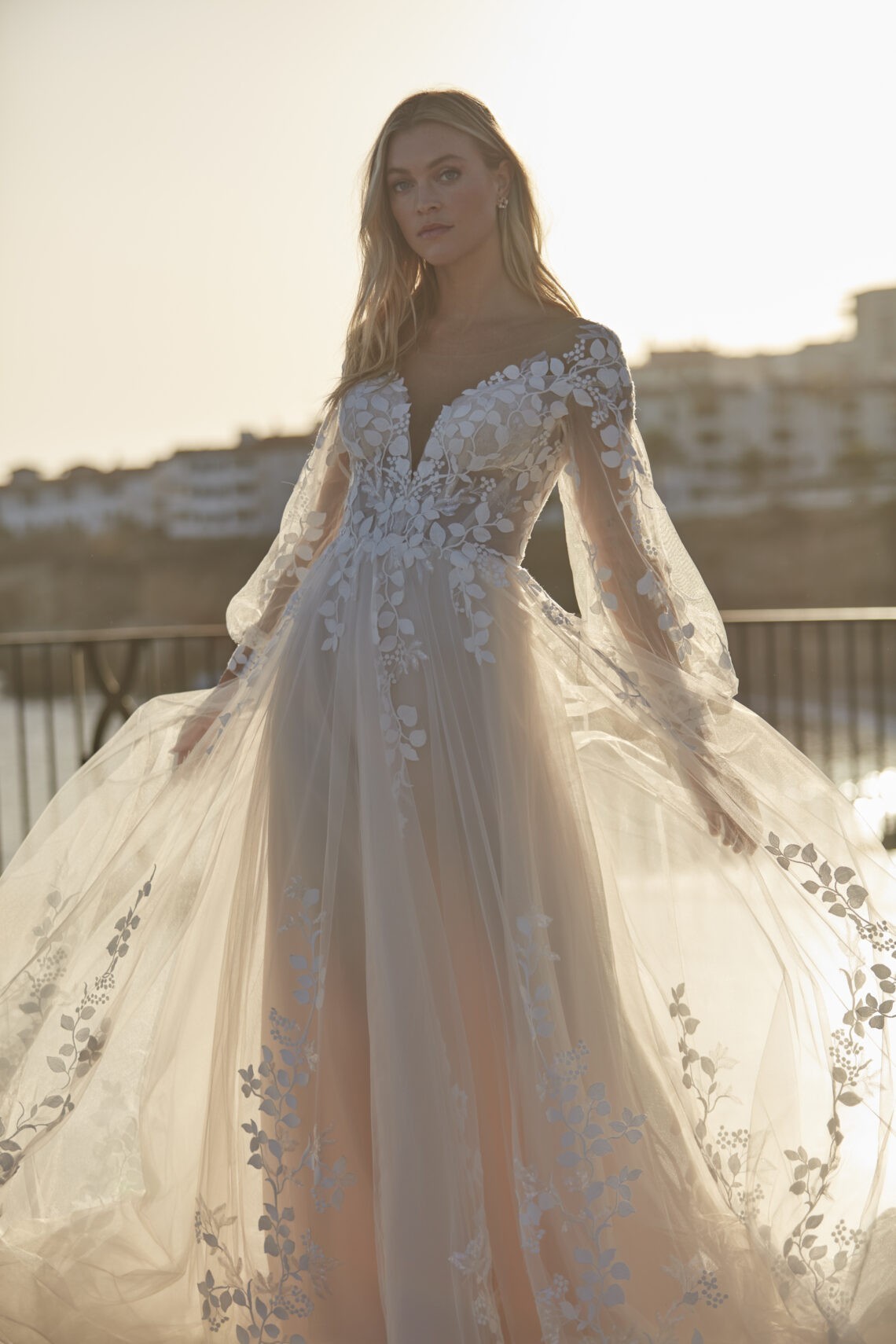 Brautkleid 15019 von Amelie kaufen im Weddingworld 3