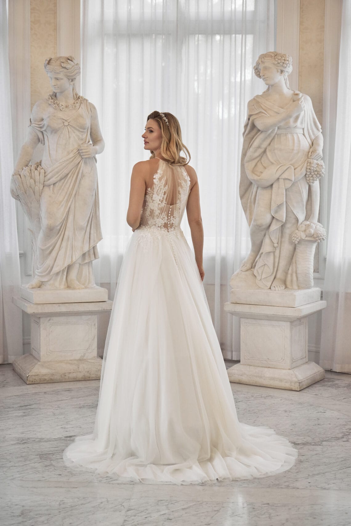 Brautkleid Toutou von Lia Bella kaufen bei Weddingworld 4
