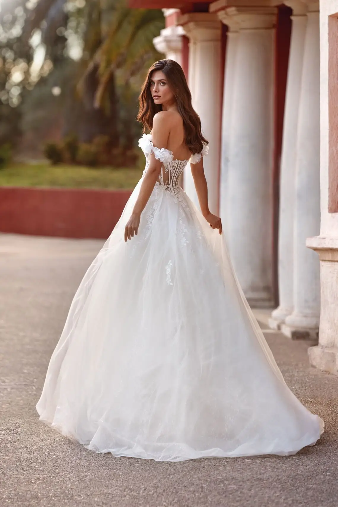 Brautkleid 25009 von Amélie kaufen bei Weddingworld 1