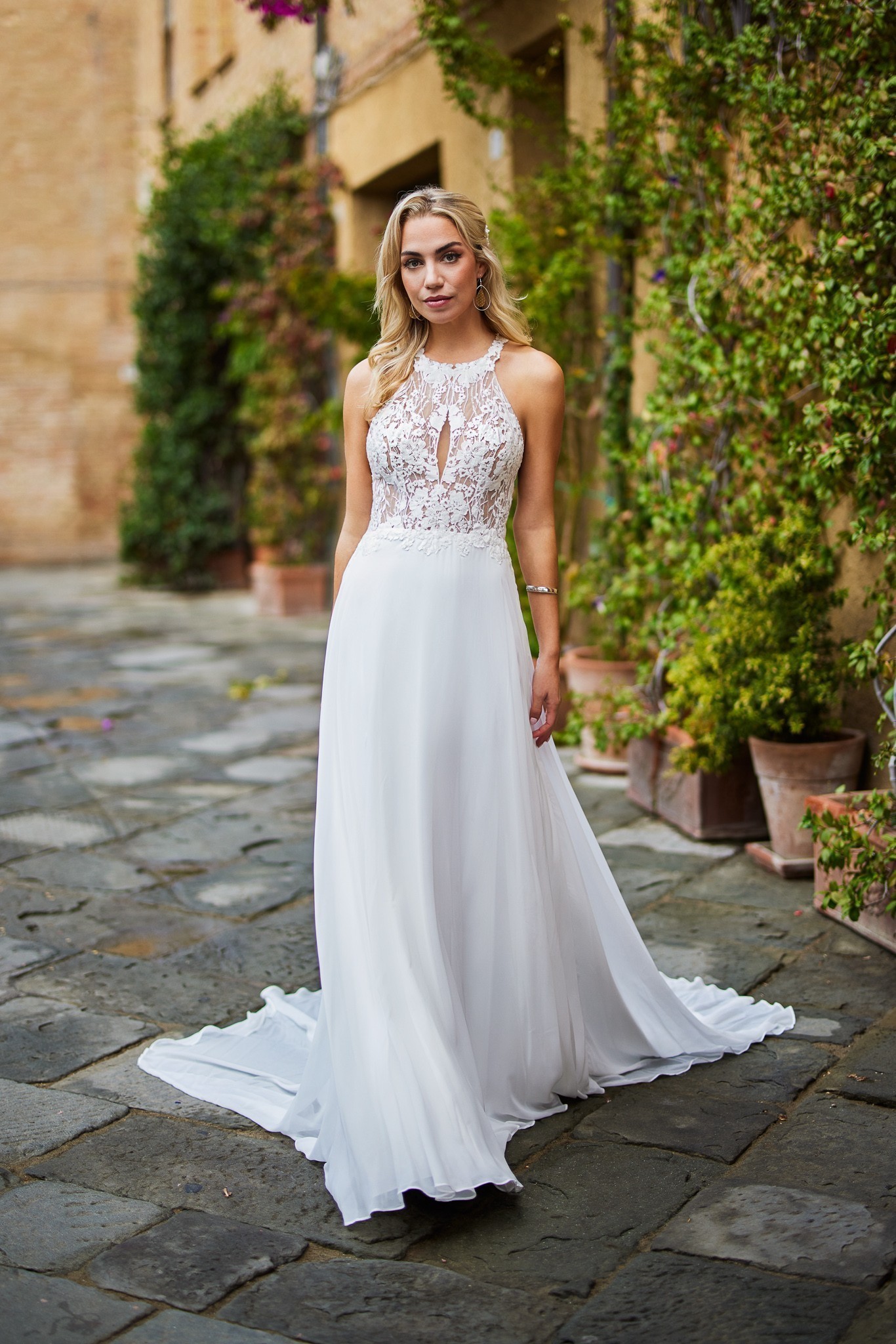 Brautkleider Finde Dein Traum Brautkleid Bei Weddingworld