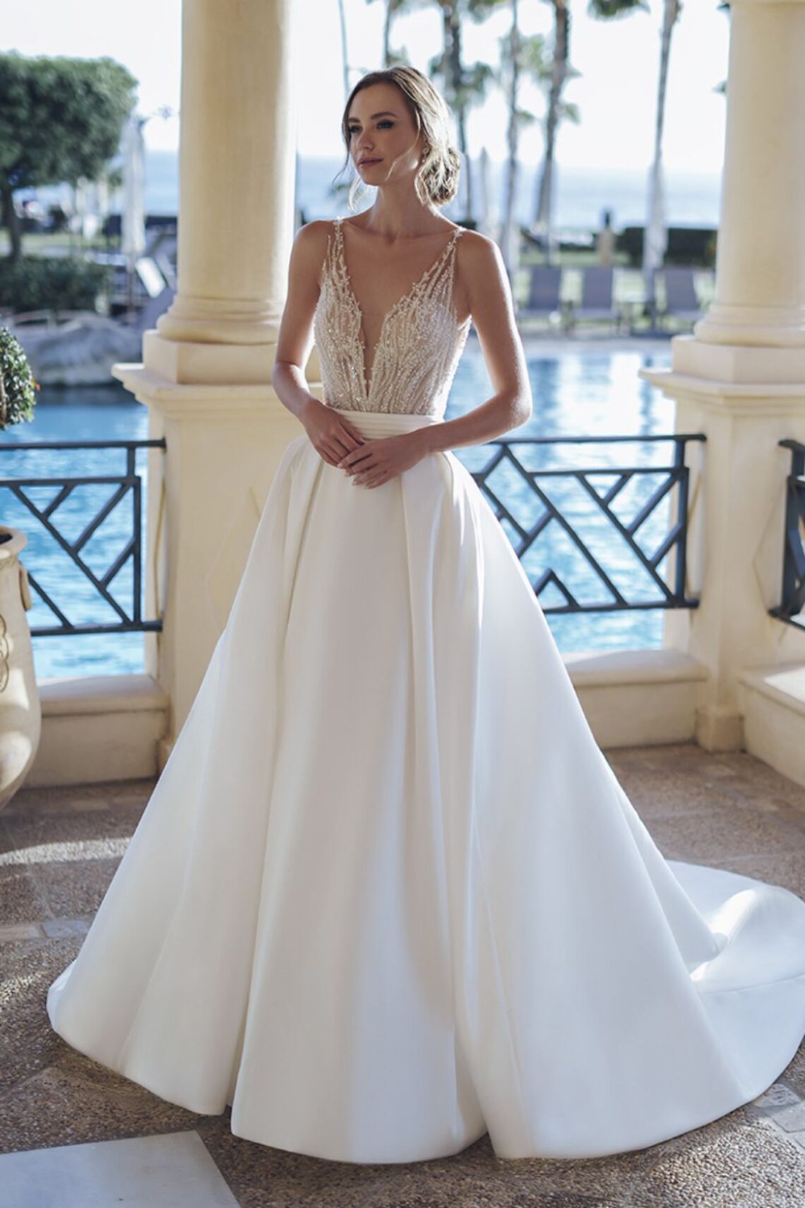 Brautkleid Stormi von Blue by Enzoani kaufen im Weddingworld 4