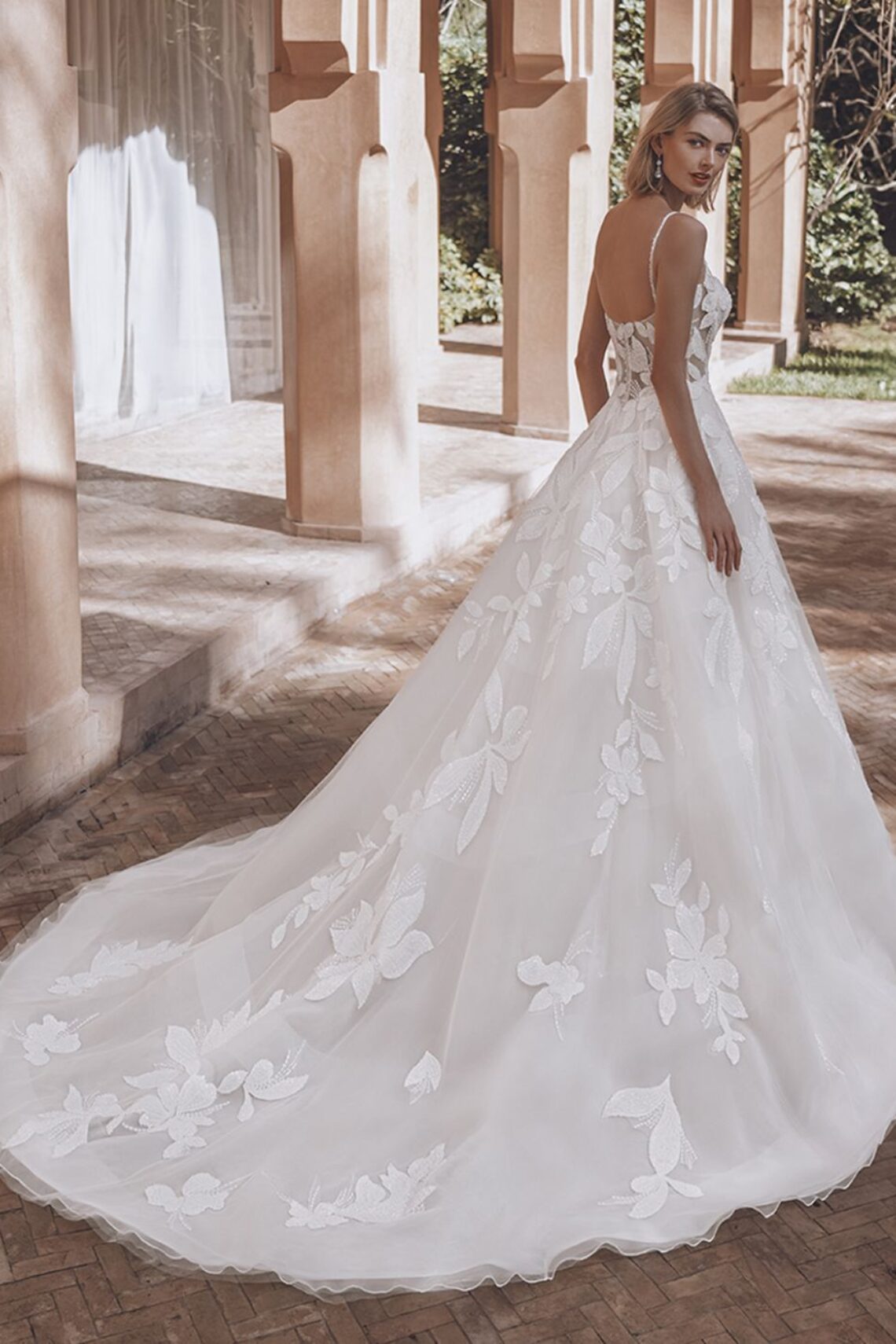 Brautkleid Umi von Enzoani kaufen im Weddingworld 1