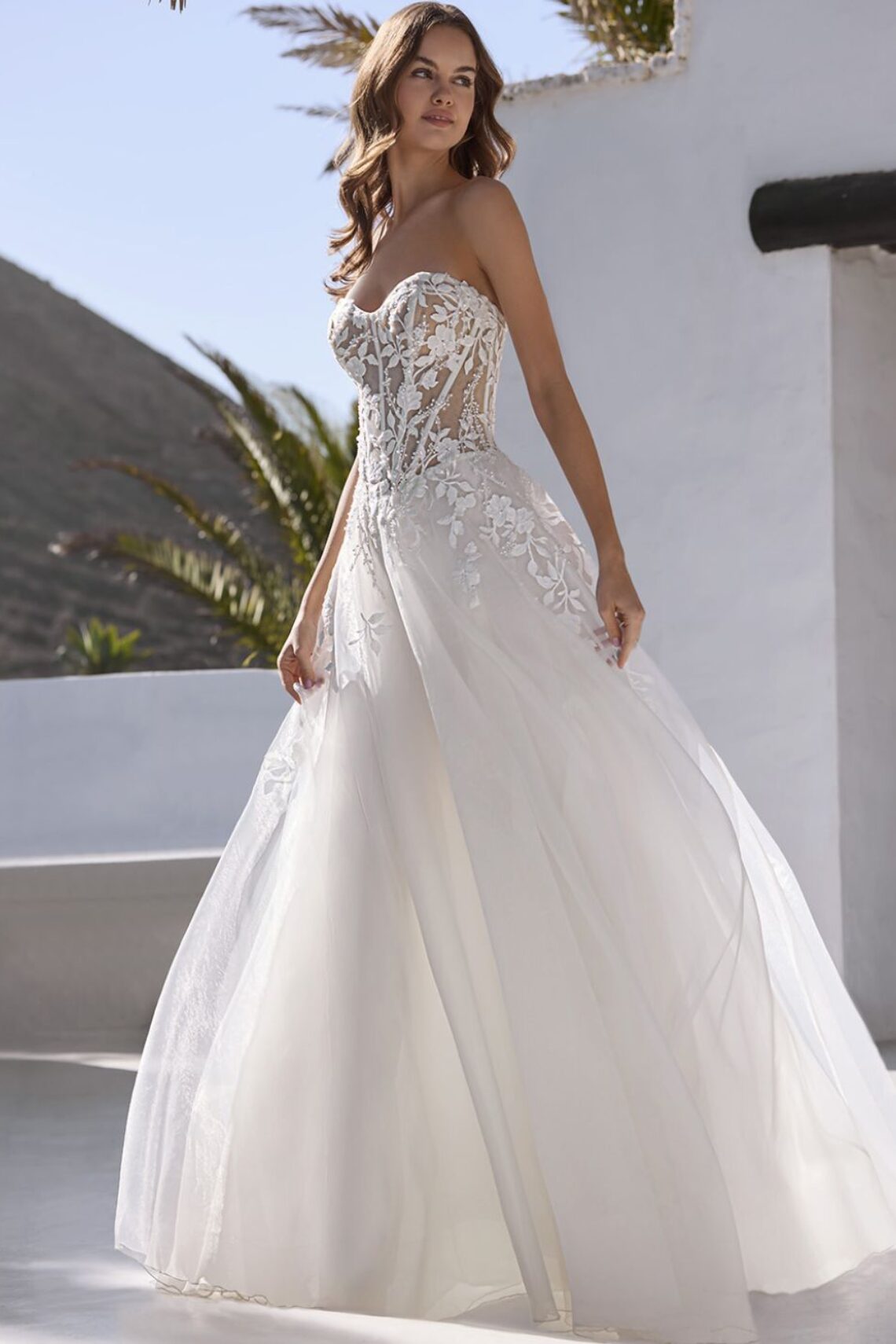 Brautkleid Everly von Love by Enzoani kaufen im Weddingworld 5