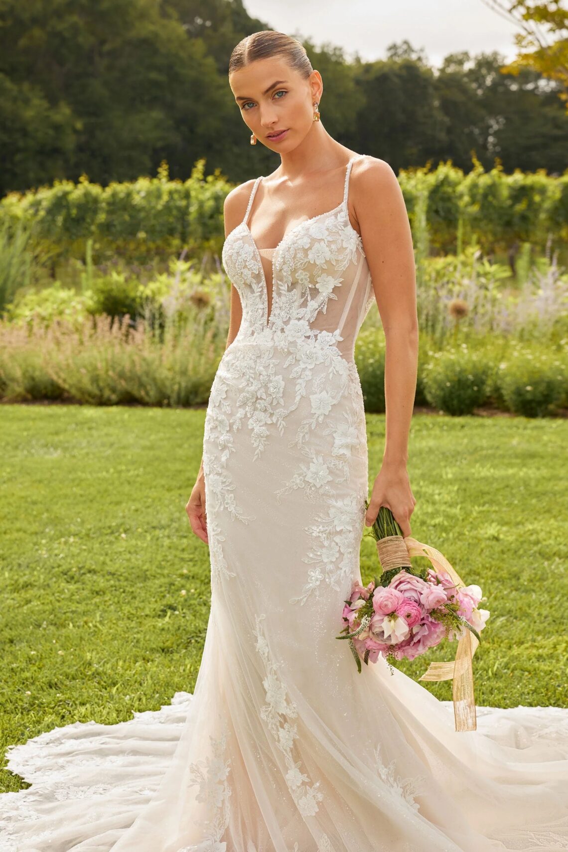 Brautkleid 2729 Sinclair von Morilee kaufen im Weddingworld 1