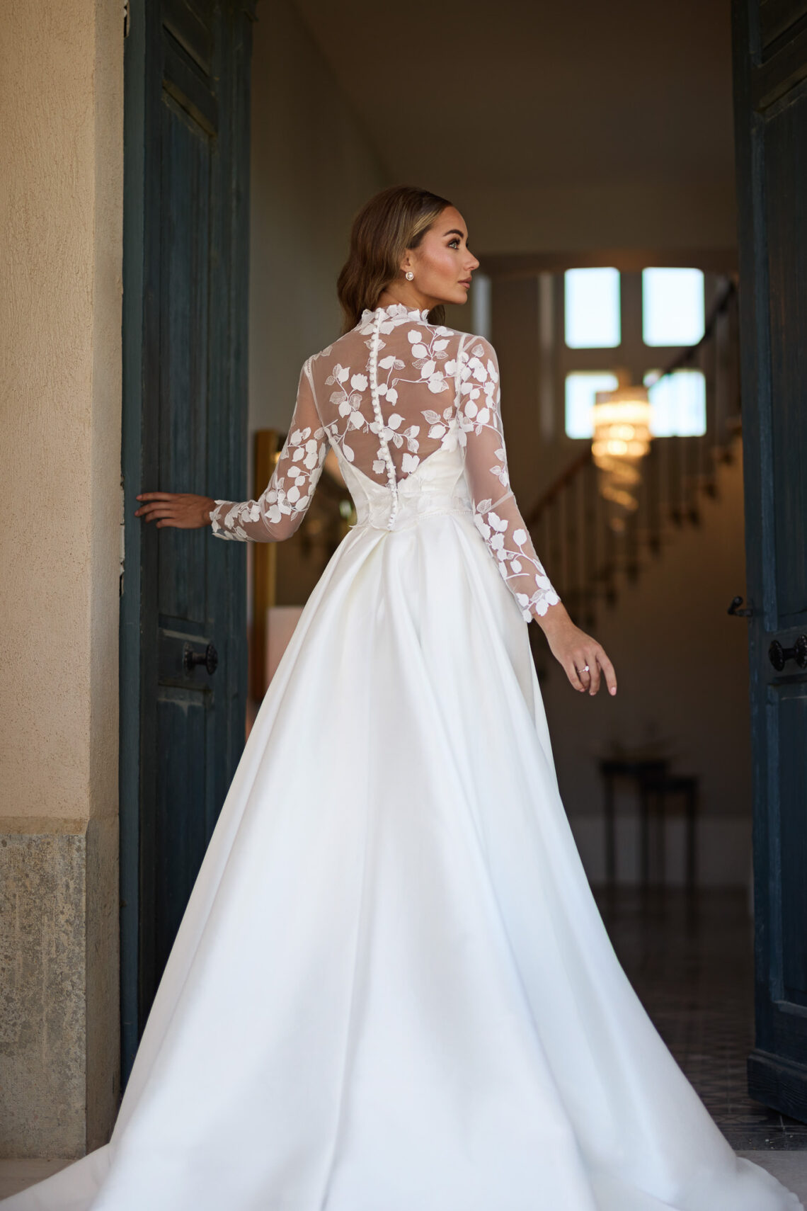 Brautkleid 27415 von Tres Chic 1kaufen bei Weddingworld 1