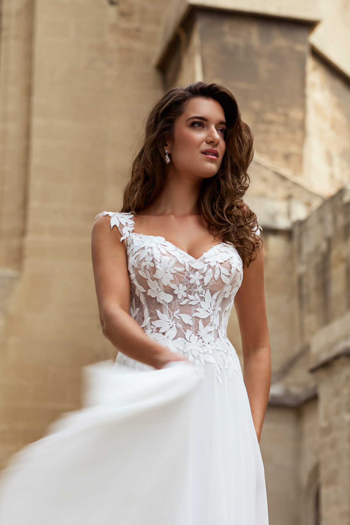 Brautkleid 27610 von Tres Chic kaufen bei Weddingworld 1