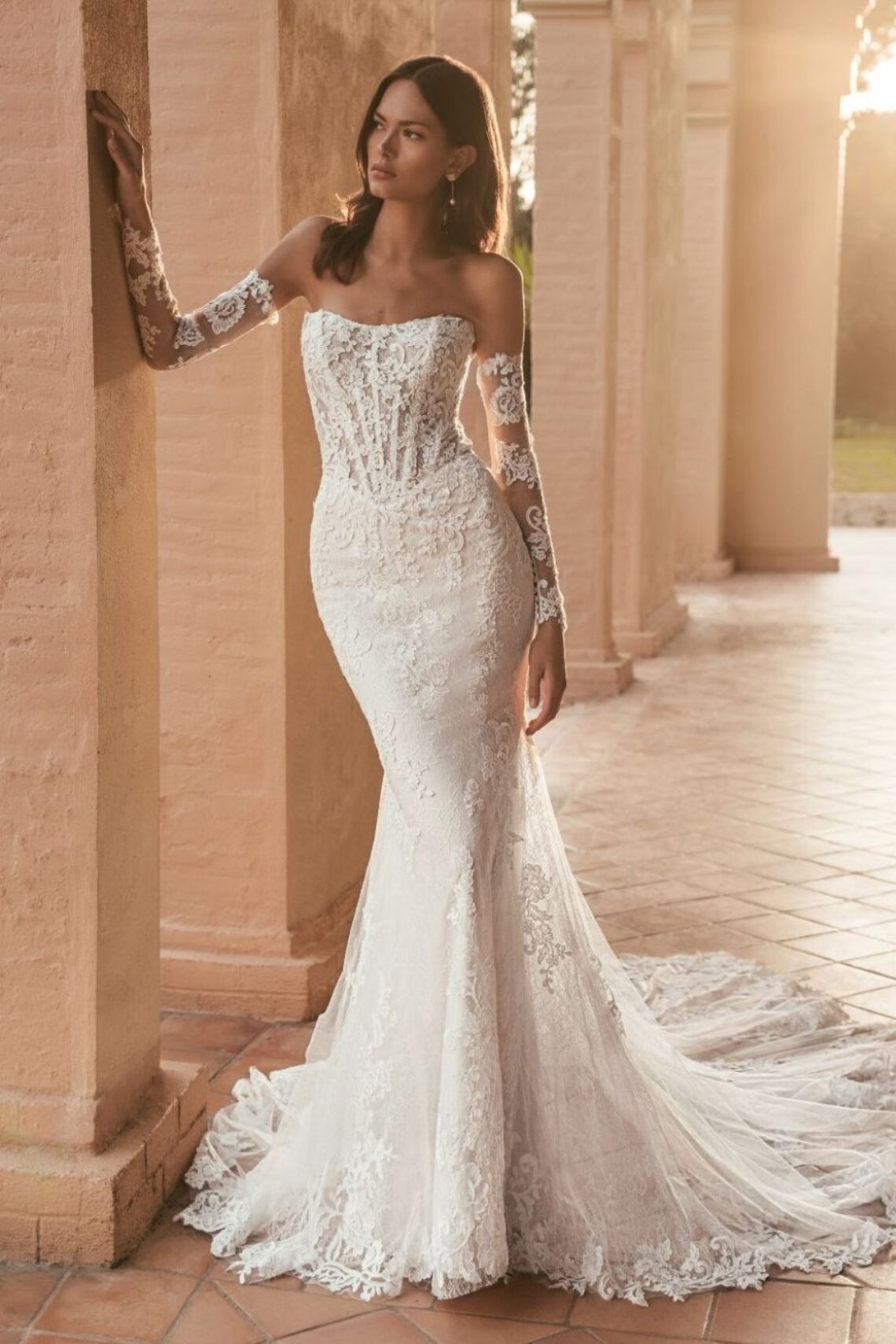 Brautkleid Umayra von Blue by Enzoani kaufen bei Weddingworld 3