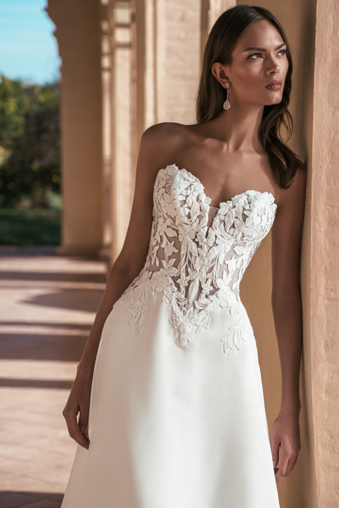 27_Blue_Web_URSINA_Clo1