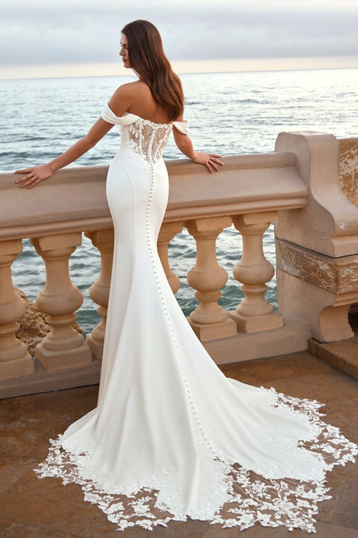 27_Love_Web_FIE_Look_Bac