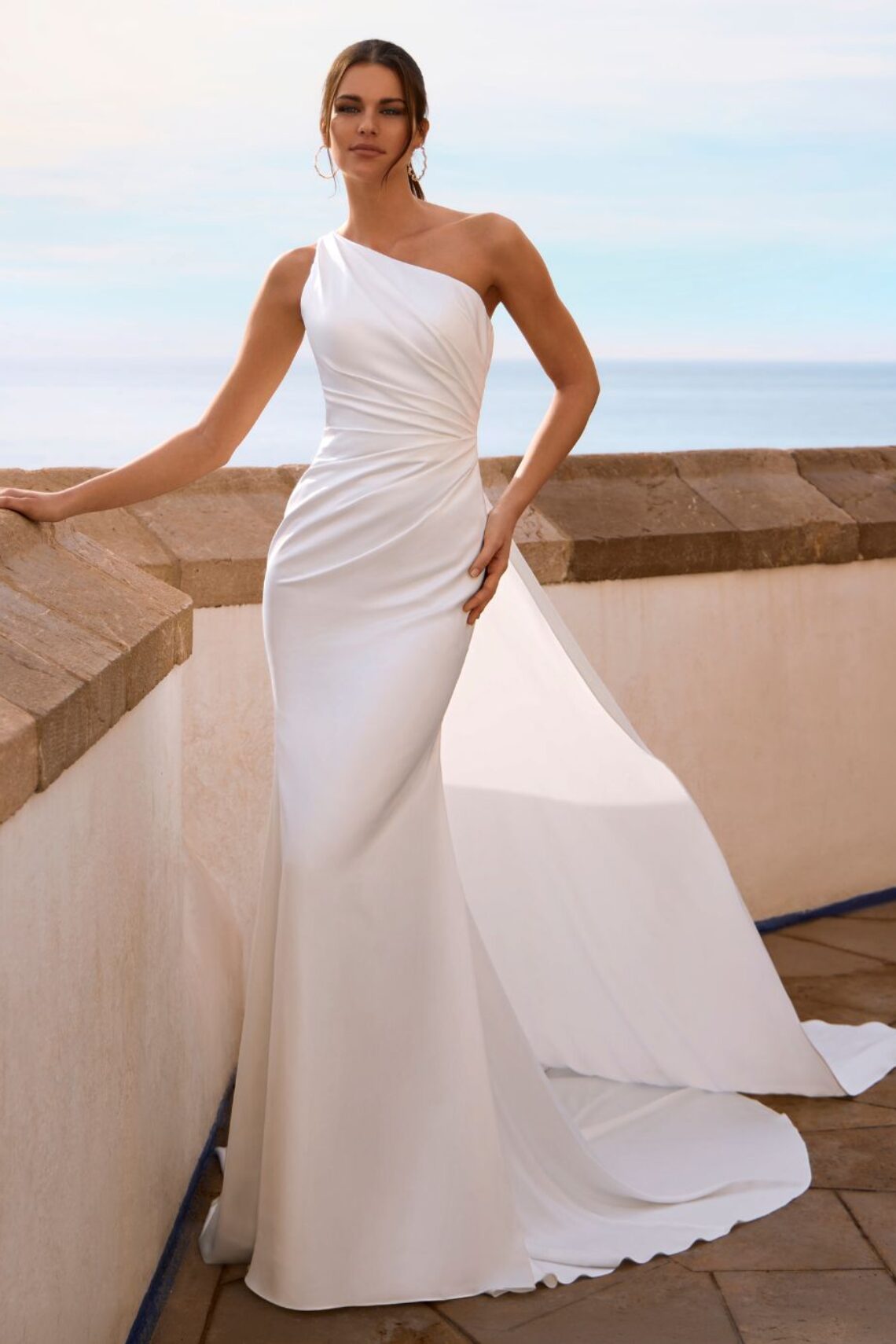 27_Love_Web_FLYNNE_Look_1Fro