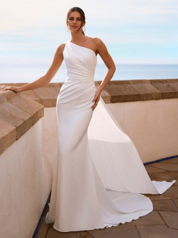 Brautkleider Love by Enzoani Flynne