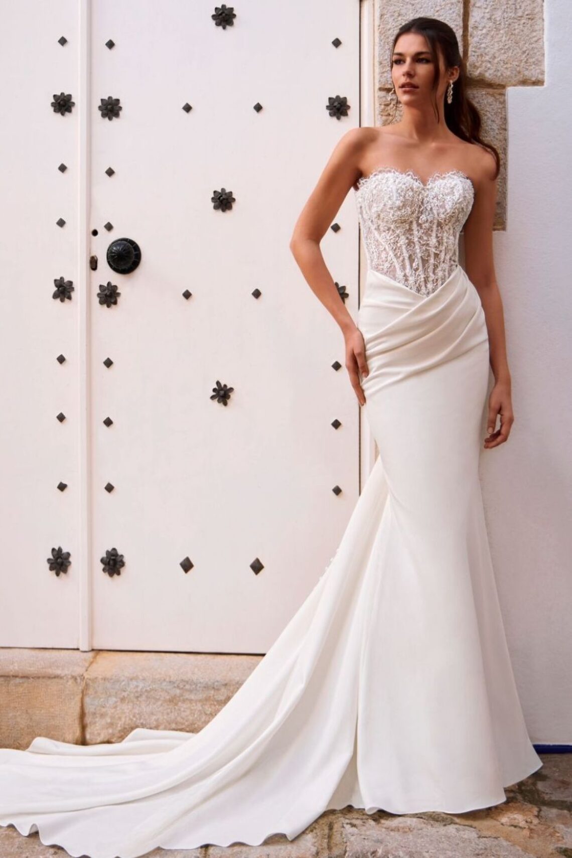 Brautkleid Fosira von Love by Enzoani kaufen bei Weddingworld 1