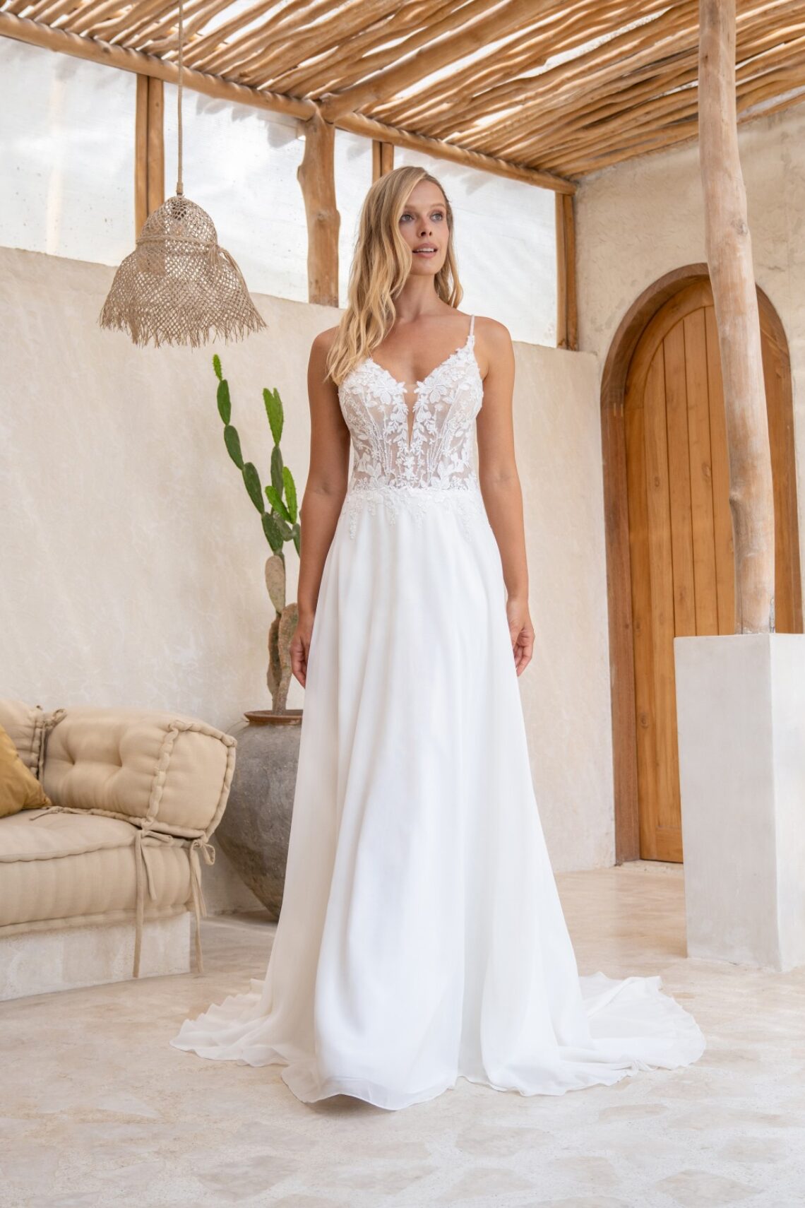 Brautkleid 40084 von Amelie kaufen im Weddingworld 1