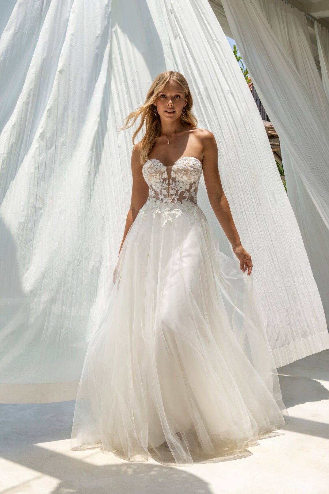 Brautkleid 40091 von Amelie kaufen im Weddingworld 1