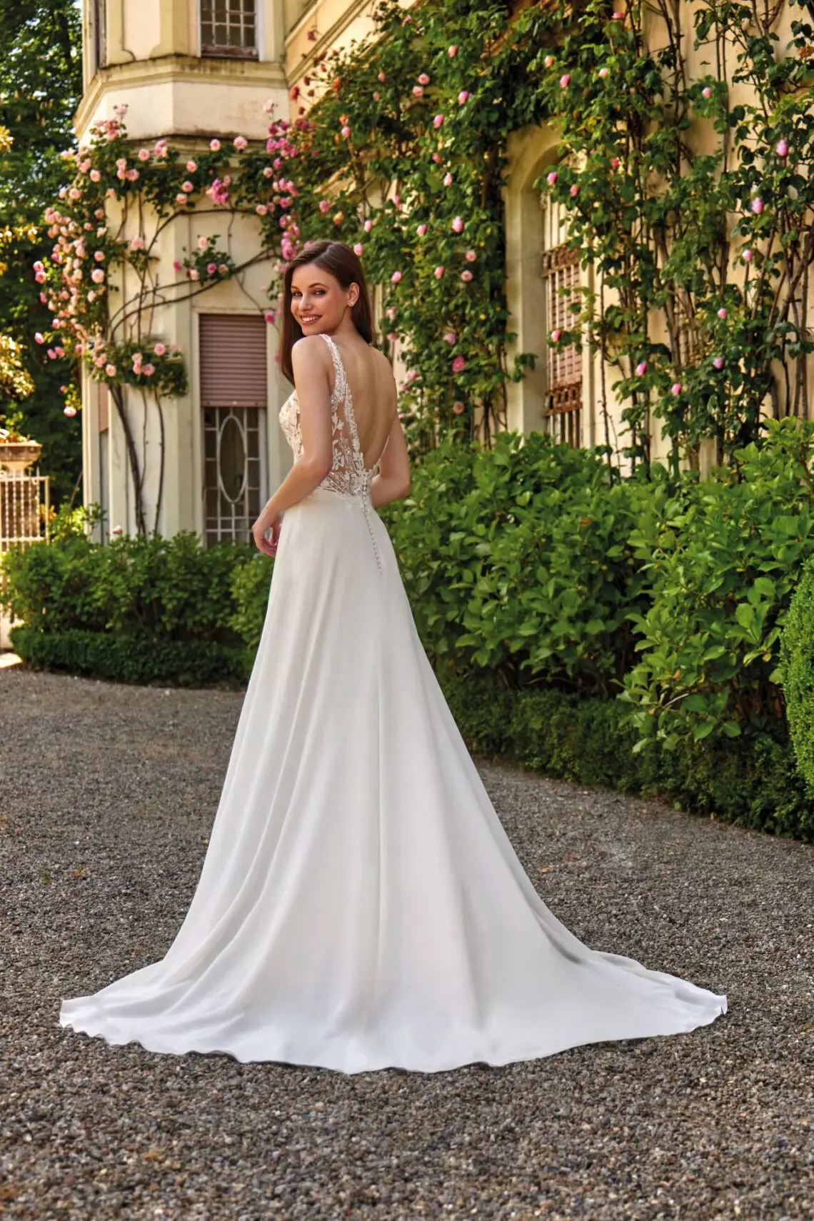 Brautkleid 45003 von Amelie kaufen bei Weddingworld 1