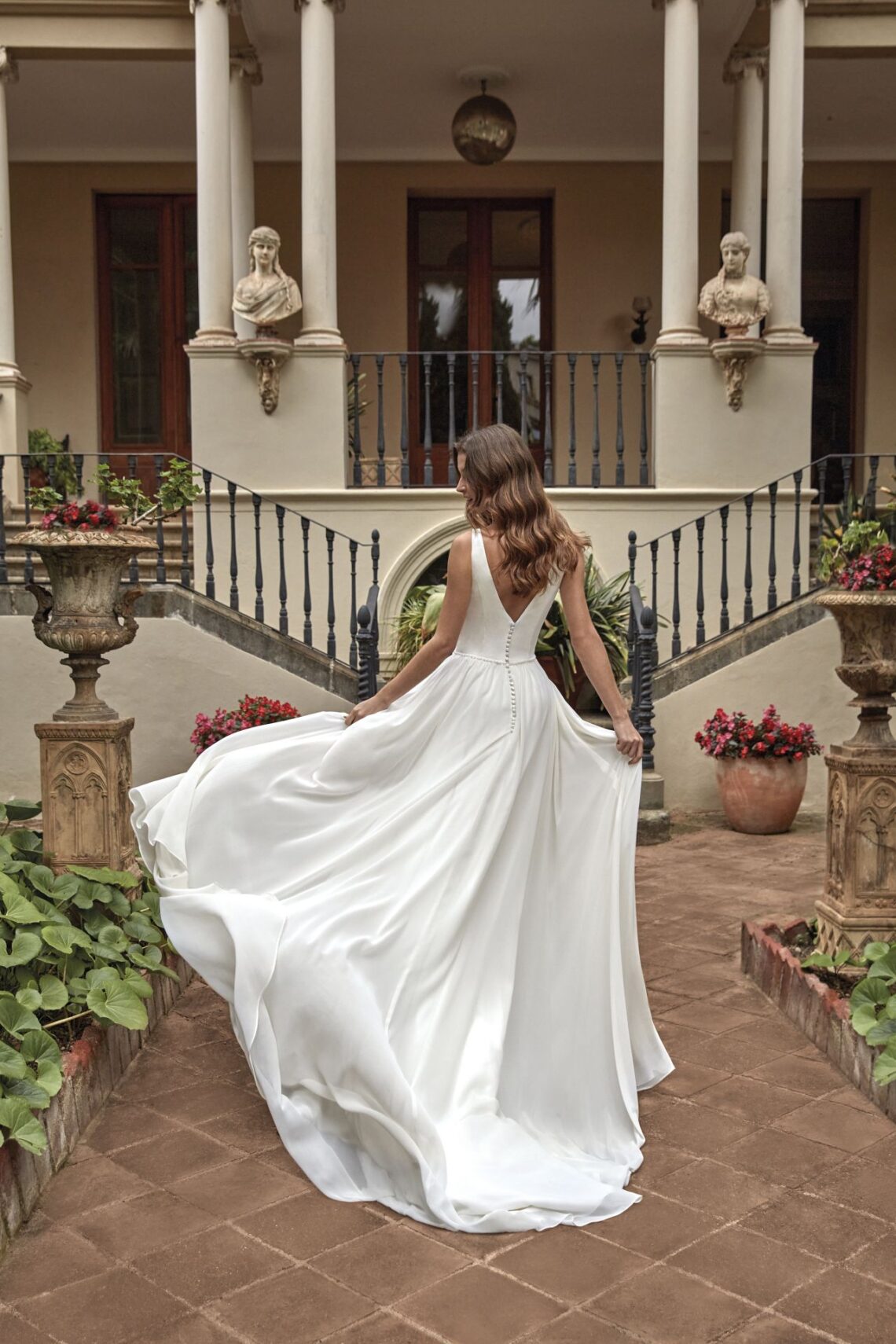 Brautkleid 45015 von Amelie kaufen bei Weddingsworld 1