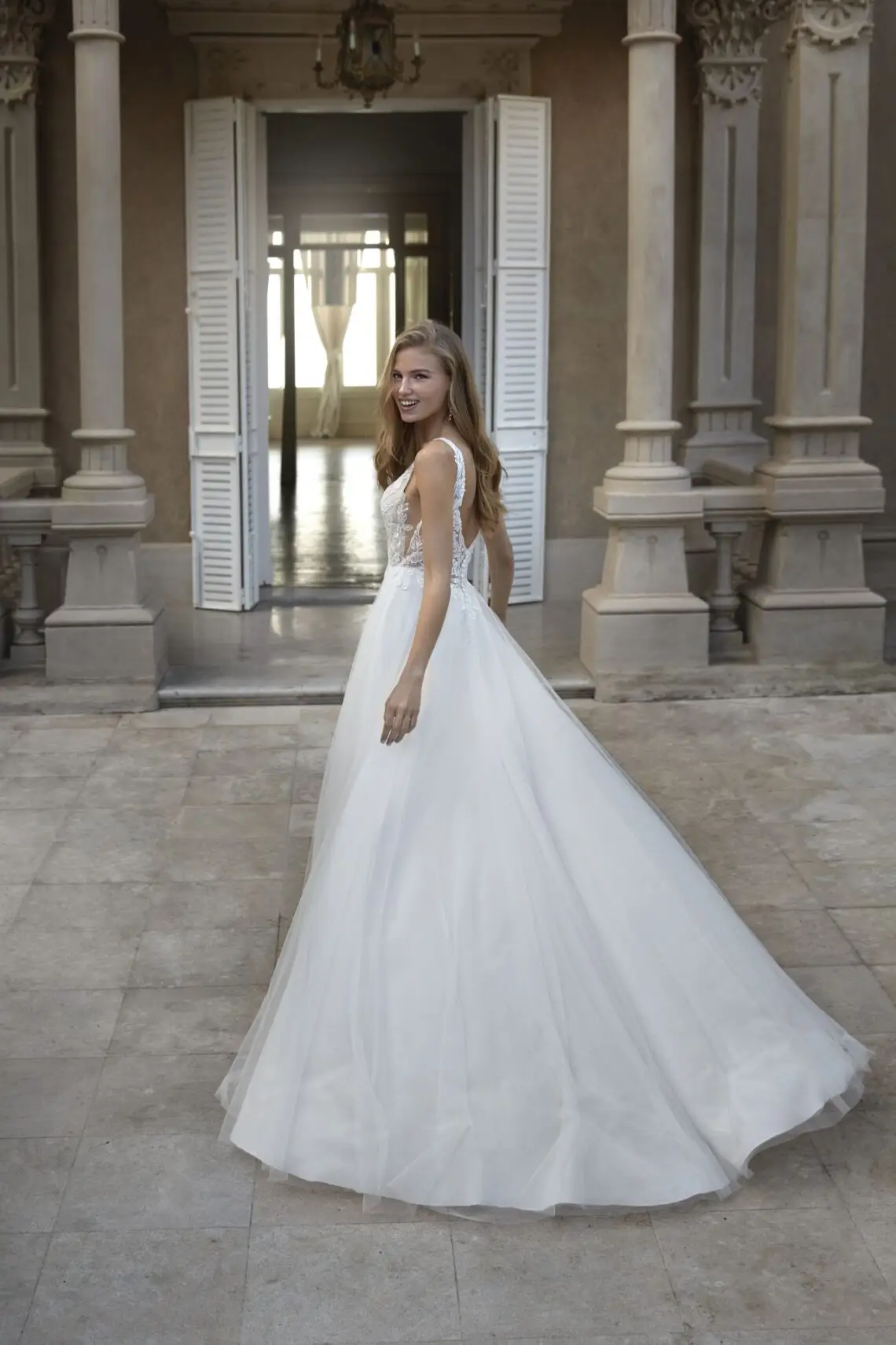 Brautkleid 45027 von Amelie kaufen bei Weddingworld 2