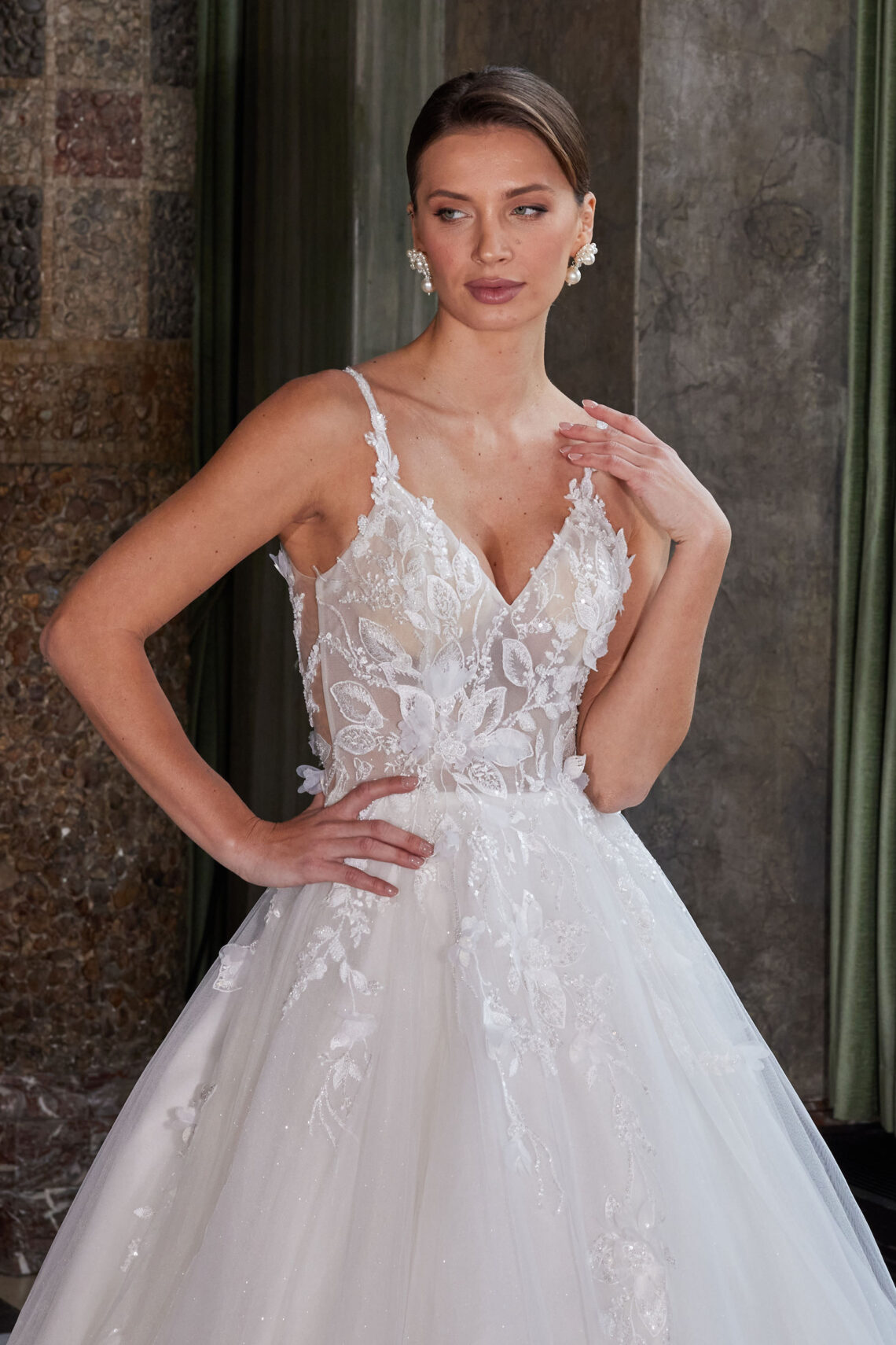 Brautkleid 50906 von Diane Legrand kaufen im Weddingworld 2
