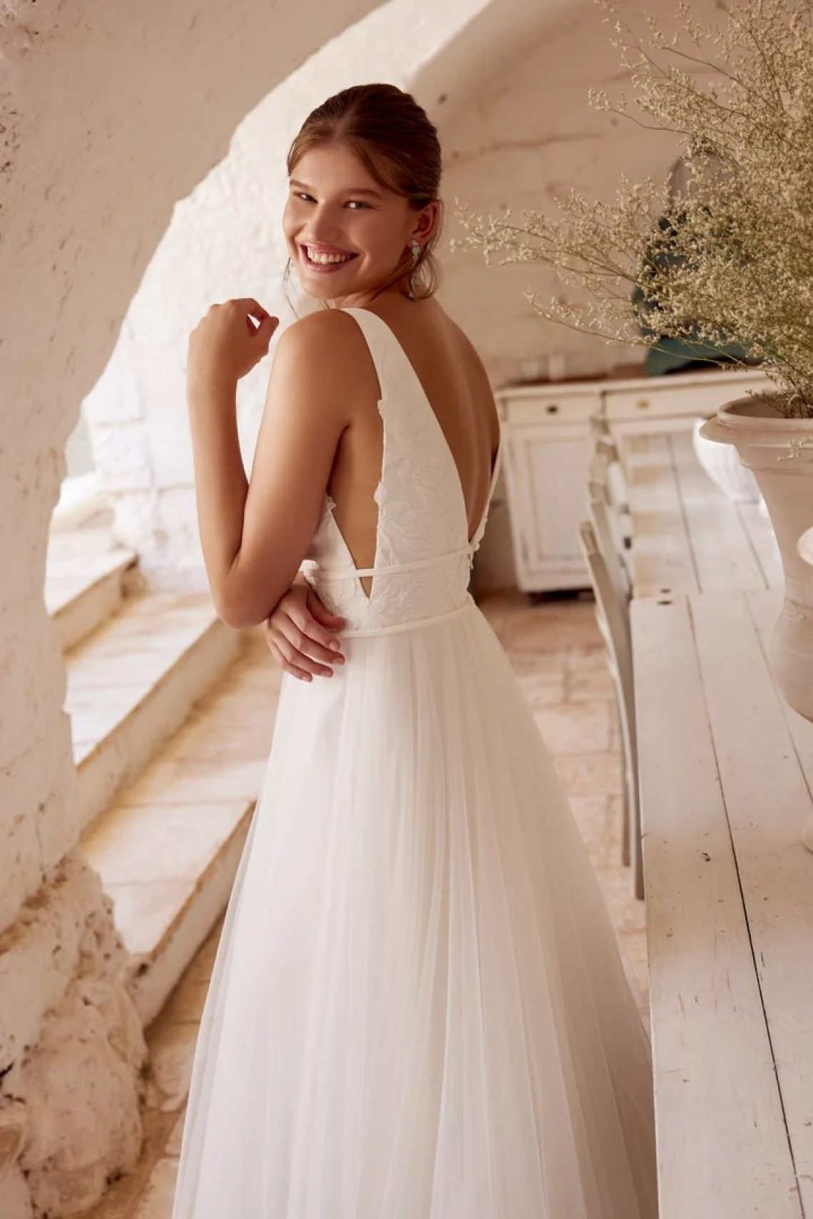 Brautkleid 66384 von Lillian West kaufen bei Weddingworld 1