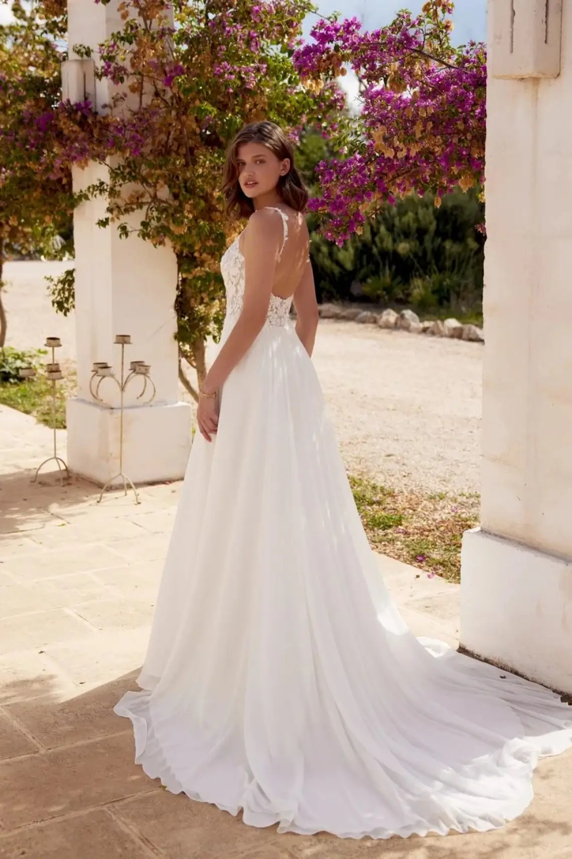 Brautkleid 66391 von Lillian West kaufen bei Weddingworld 2