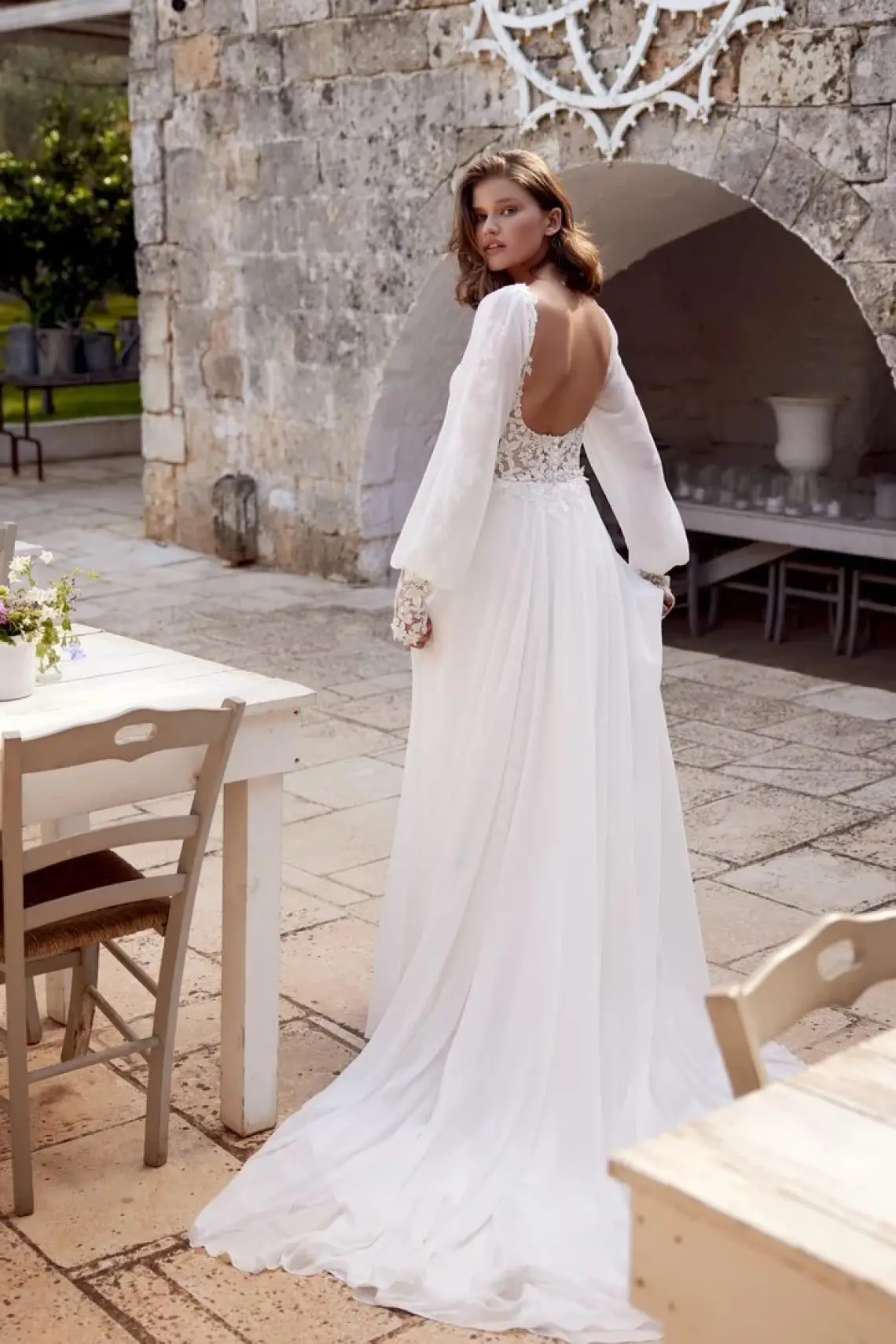 Brautkleid 66391 von Lillian West kaufen bei Weddingworld 3