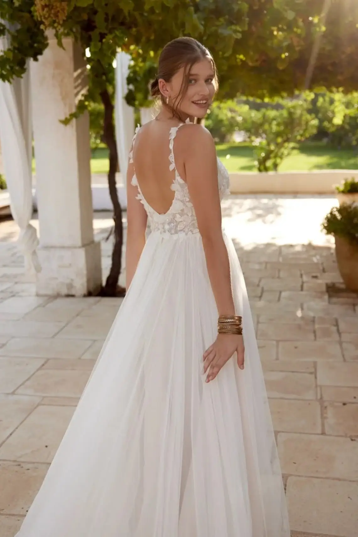 Brautkleid 66402 von Lillian West kaufen bei Weddingworld 1