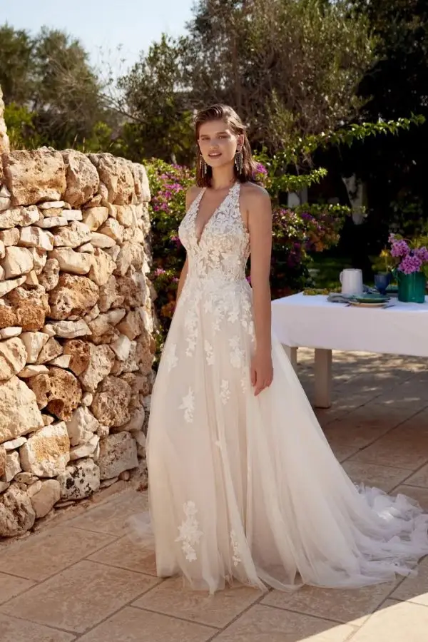 Brautkleider Lillian West 66405
