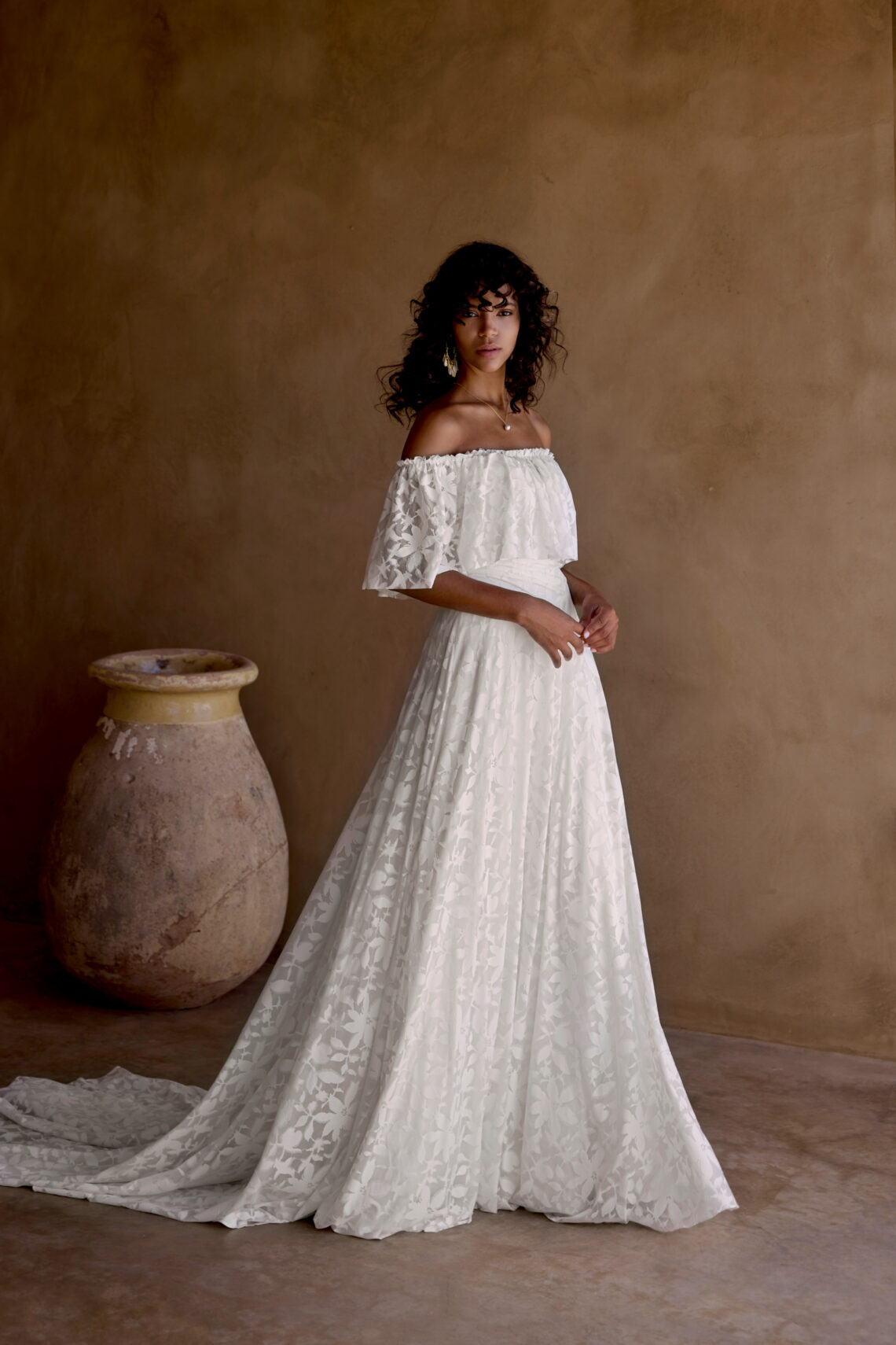 Brautkleid 66443 von Lillian West kaufen bei Weddingworld 4
