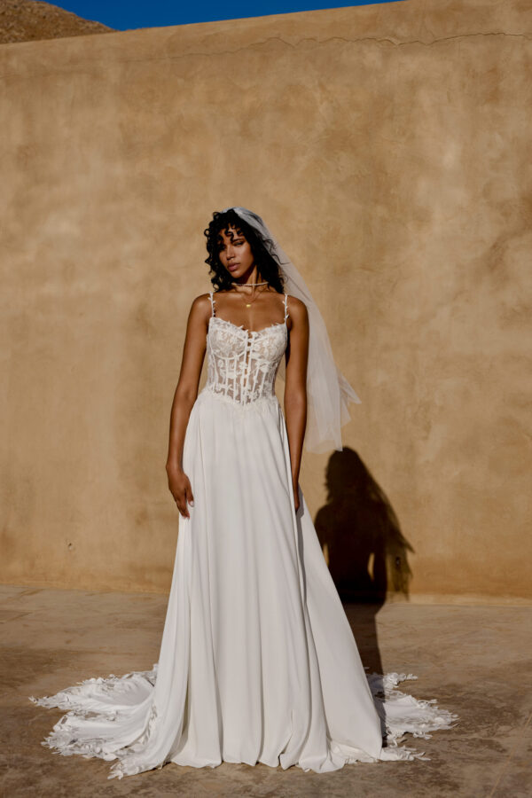 Brautkleider Lillian West 66446