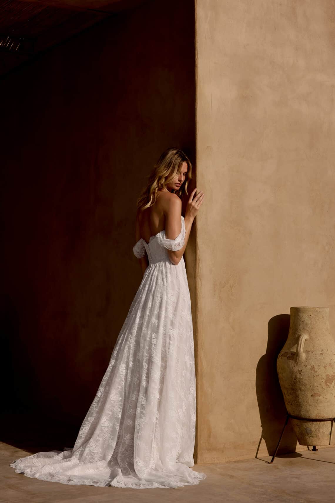 Brautkleid 66459 von Lillian West kaufen bei Weddingworld 1