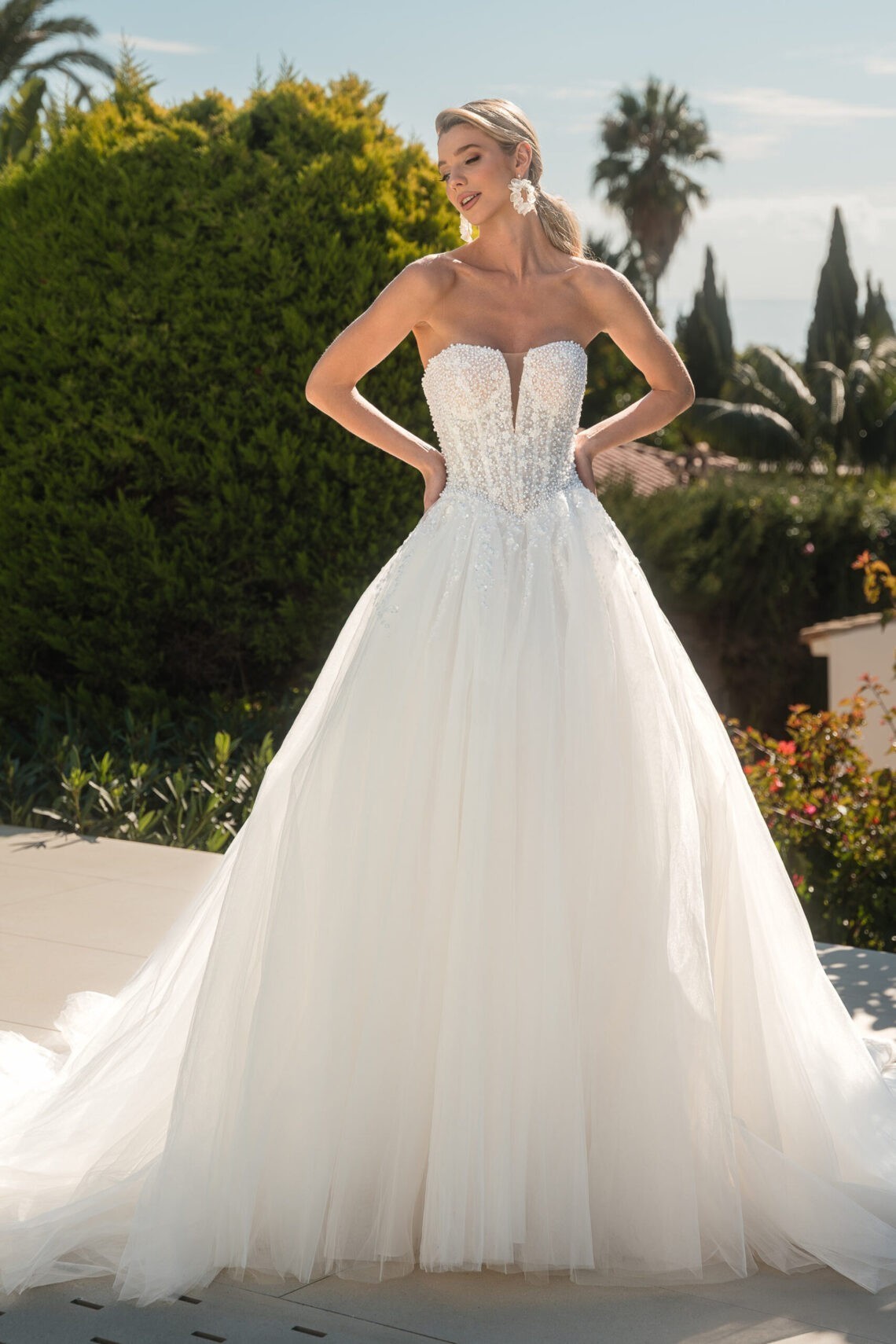 Brautkleid 8224 von Diane Legrand kaufen bei Weddingworld 3