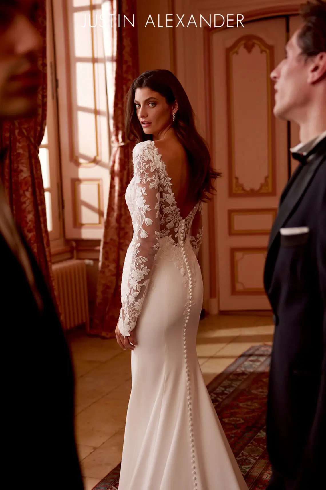 Brautkleid 88410 Jean von Justin Alexander kaufen bei Weddingworld 1