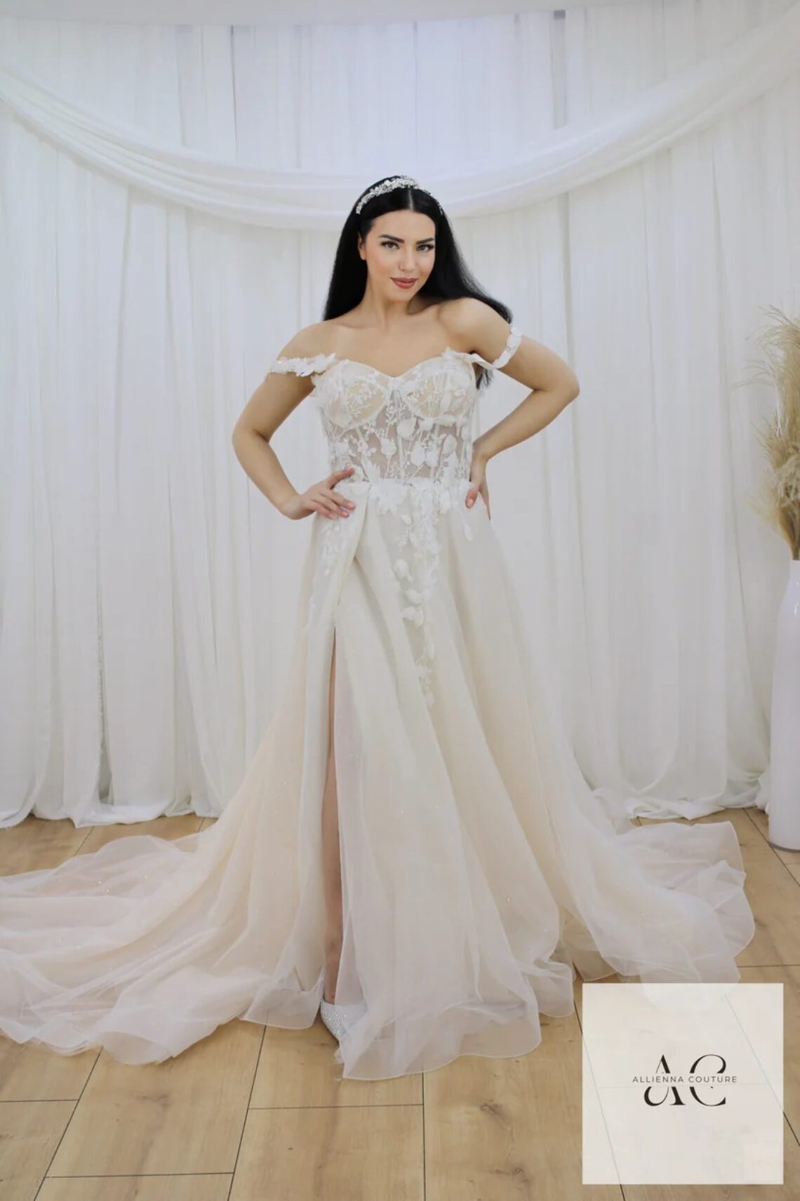 Brautkleid AC201 von Lia Bella kaufen im Weddingworld 1