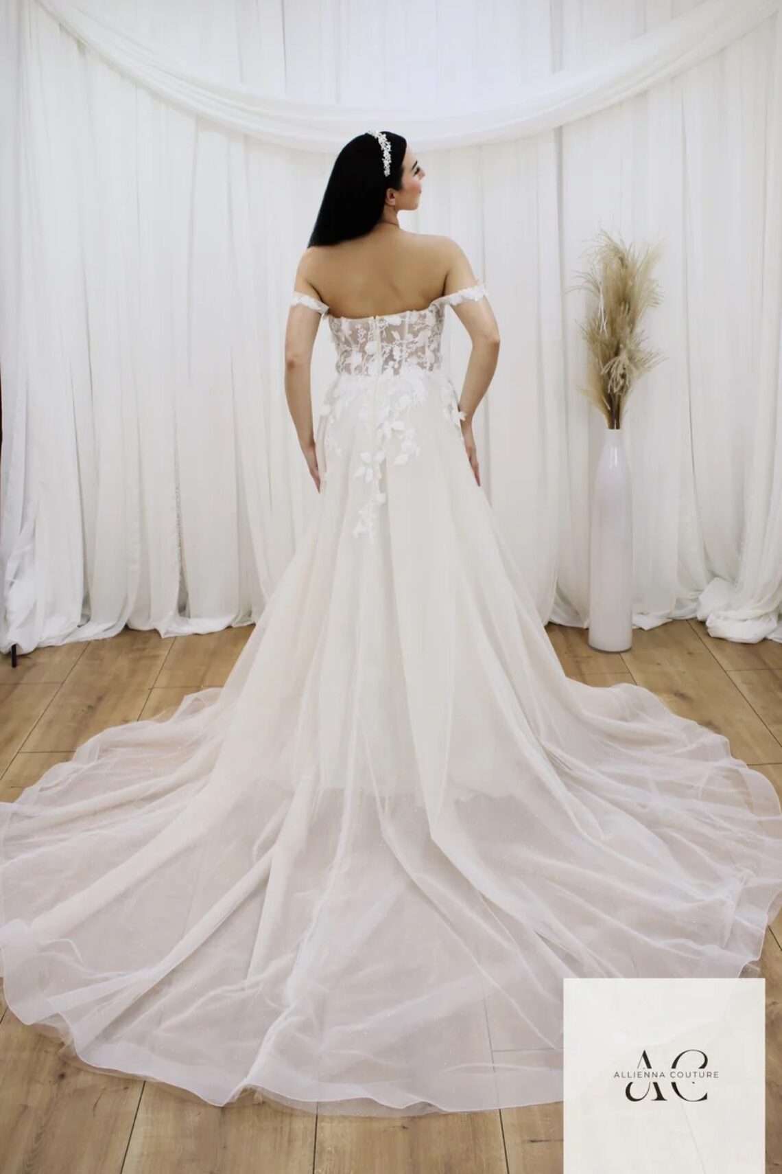Brautkleid AC201 von Lia Bella kaufen im Weddingworld 4