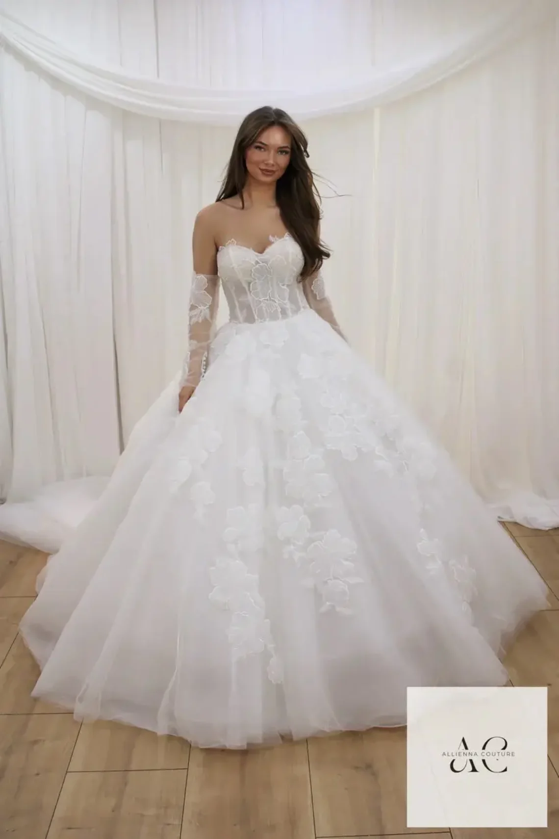 Brautkleid AC207 von LiaBella kaufen im Weddingworld 1