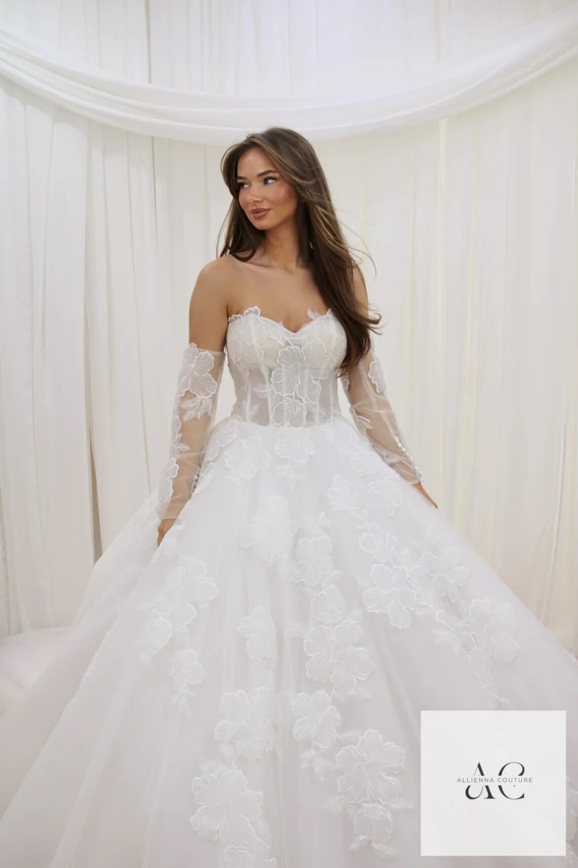 Brautkleid AC207 von LiaBella kaufen im Weddingworld 3