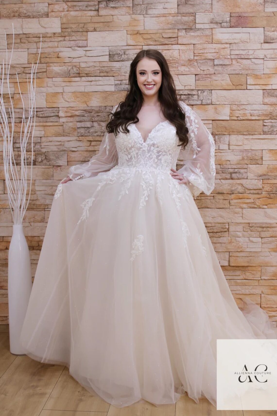 Brautkleid ACC117 von Lia Bella kaufen im Weddingworld 1