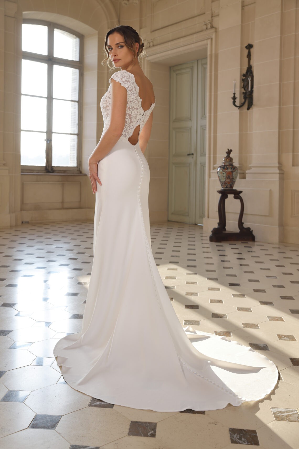 Brautkleid Aiko von Azuree kaufen im Weddingworld 1