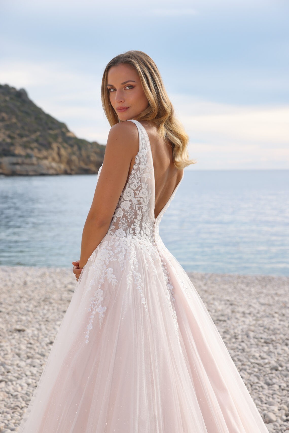 Brautkleid Amal von Azuree kaufen im Weddingworld 1
