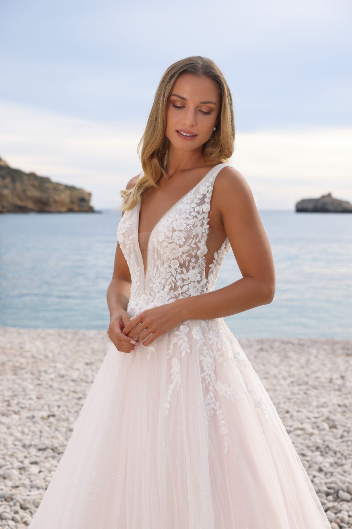 Brautkleid Amal von Azuree kaufen im Weddingworld 2