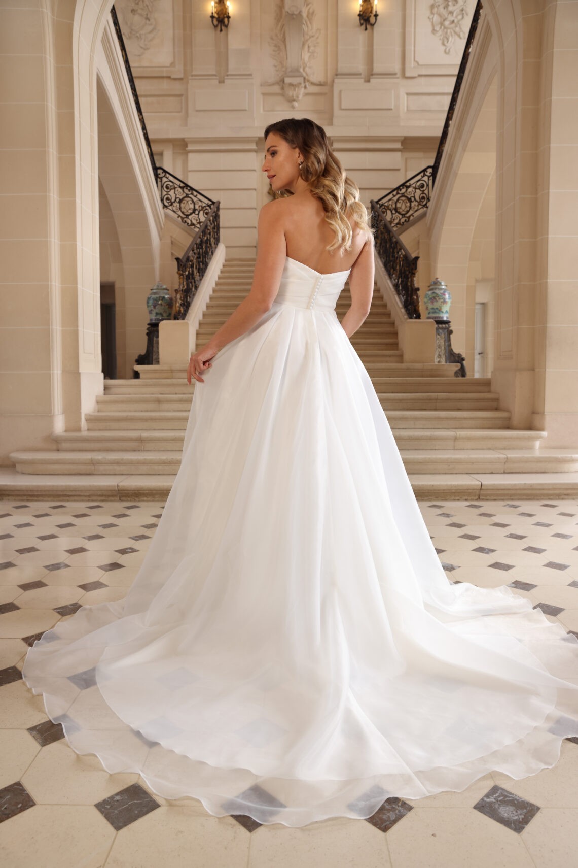 Brautkleid Blue von Azuree kaufen bei Weddingworld 3