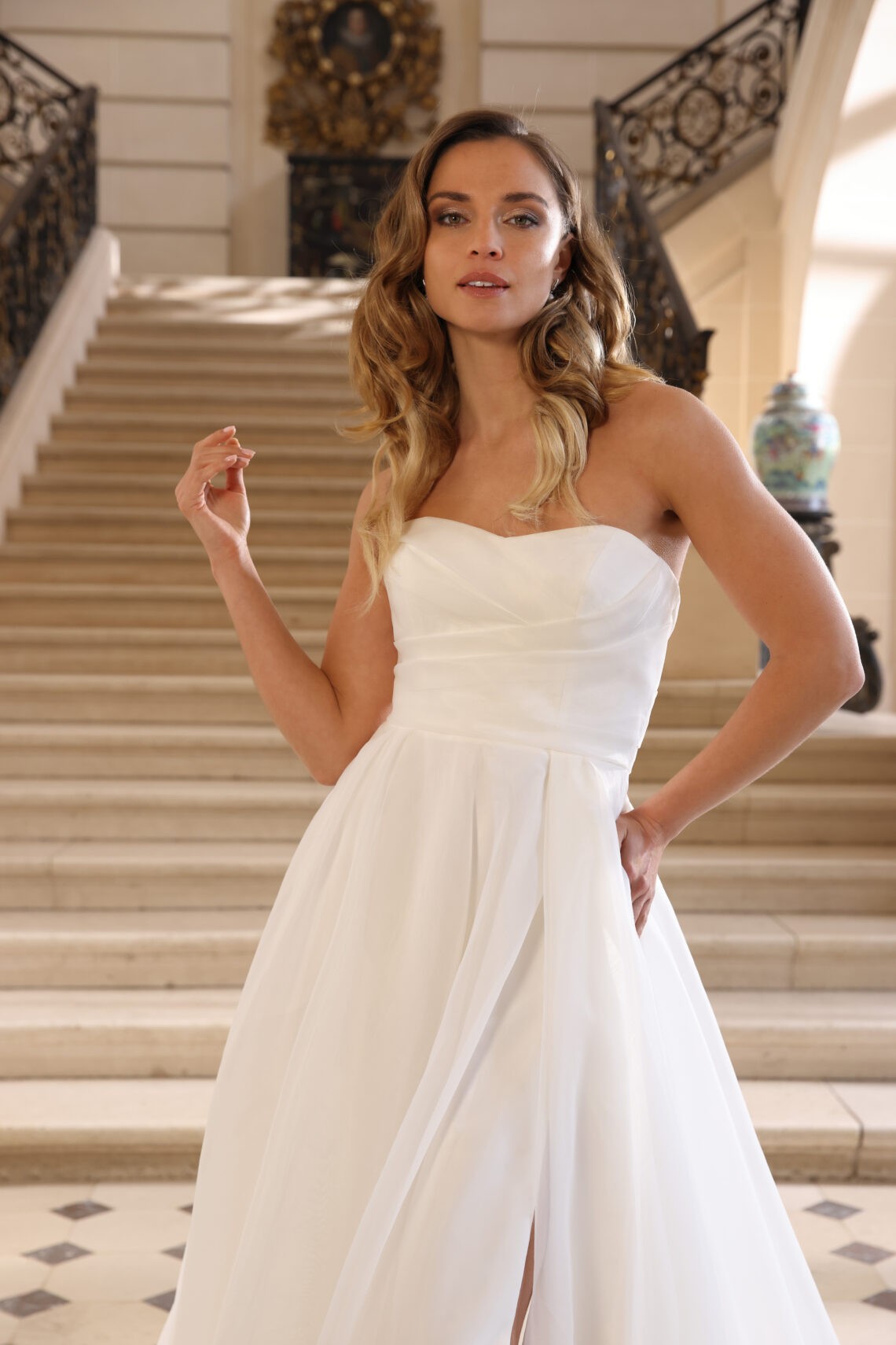 Brautkleid Blue von Azuree kaufen bei Weddingworld 1