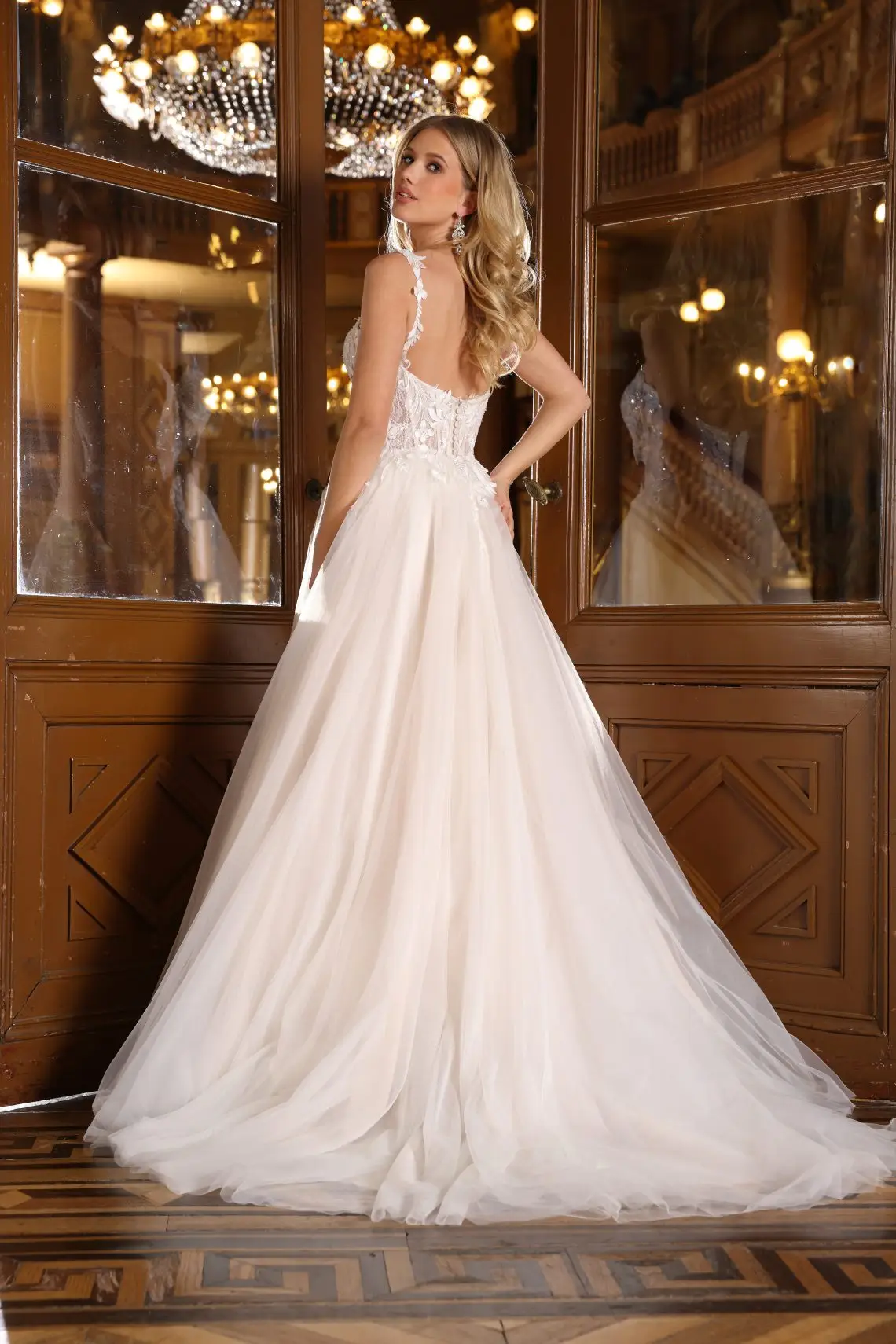 Brautkleid Bodine von Azuree kaufen bei Weddingworld 1