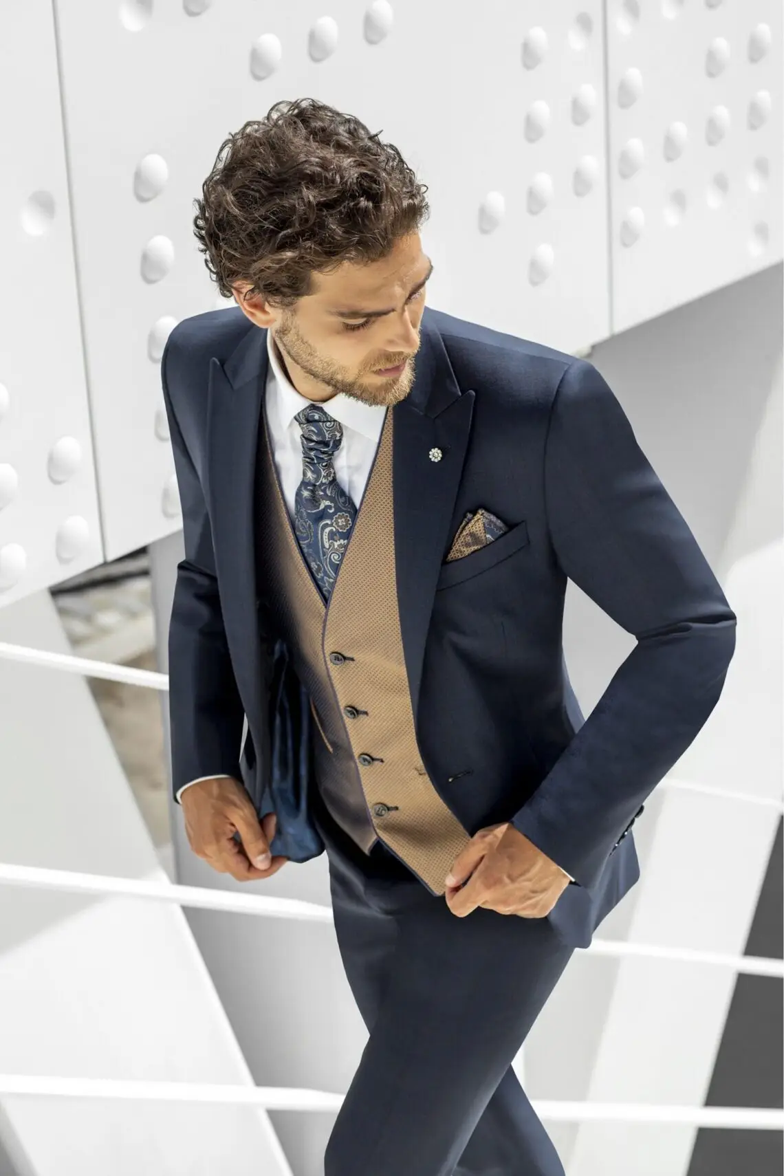 Hochzeitanzug COR07.20.300 von Roberto Vicentti kaufen bei Weddingworld 1